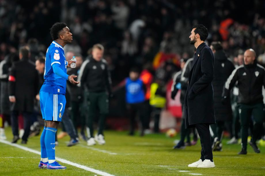 半岛·BOB官方网站-国王杯-皇马2-3遭西乙队阿尔瓦塞特补时绝杀无缘8强