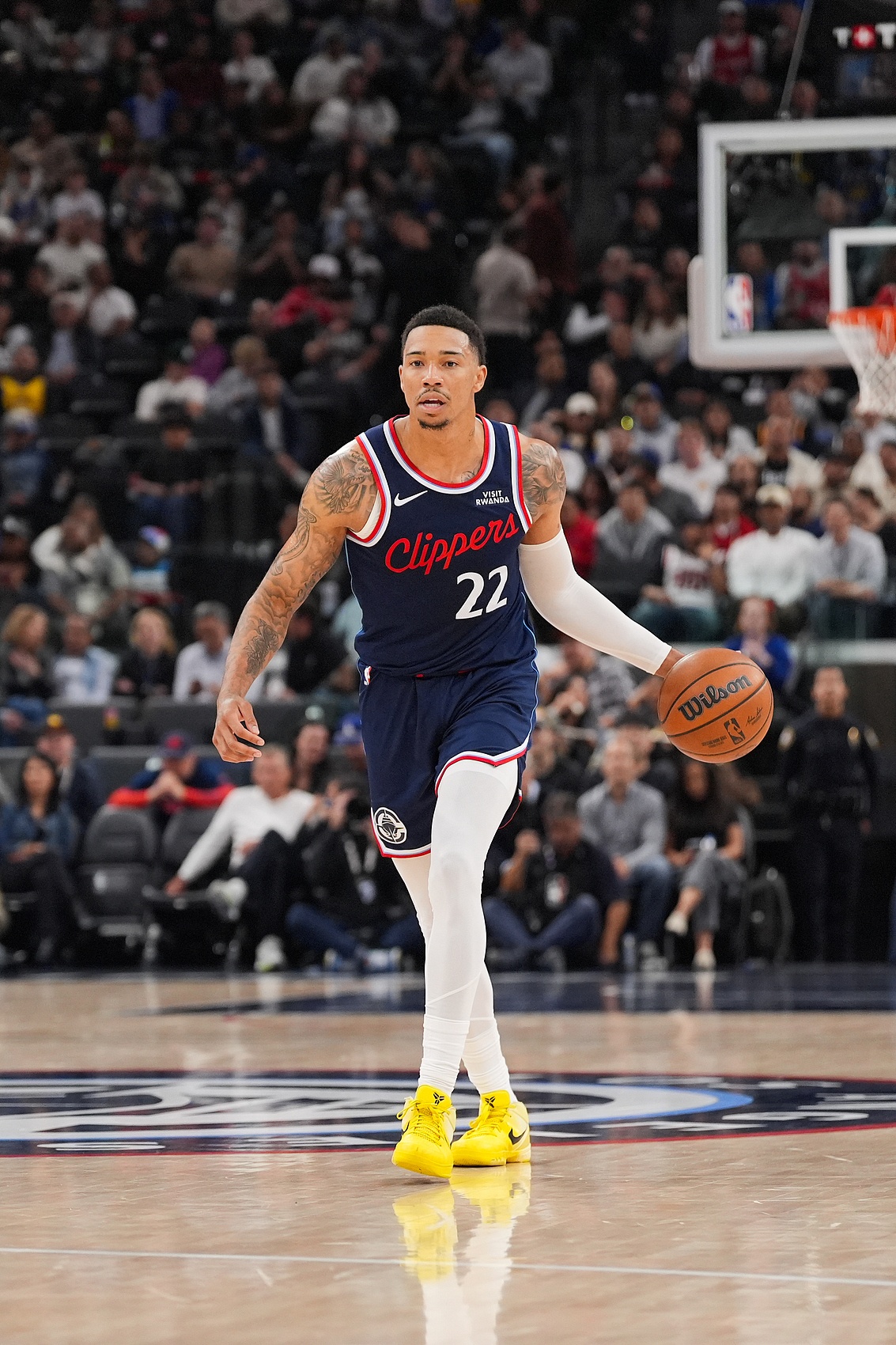 半岛·体育中国官方网-拼劲儿还是很够！快船全场送12次抢断 邓恩&amp;米勒各4次 桑德斯3次