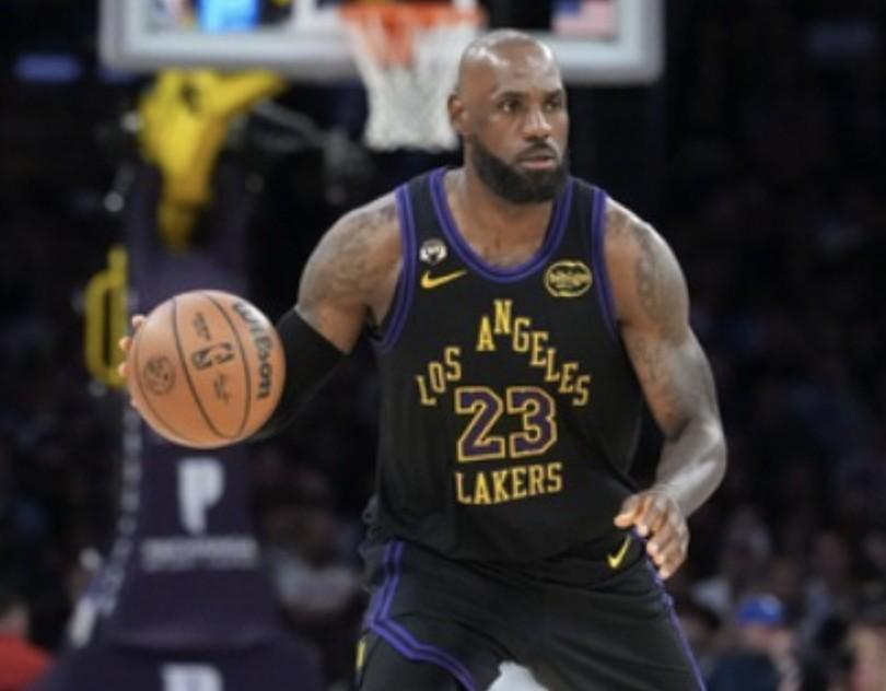 半岛·体育中国官方网-徐静雨：詹姆斯要打替补了！我提前做出这种预测